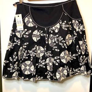 Studio M Skirt Black Cotton with White Embroidery Size 2 NWT